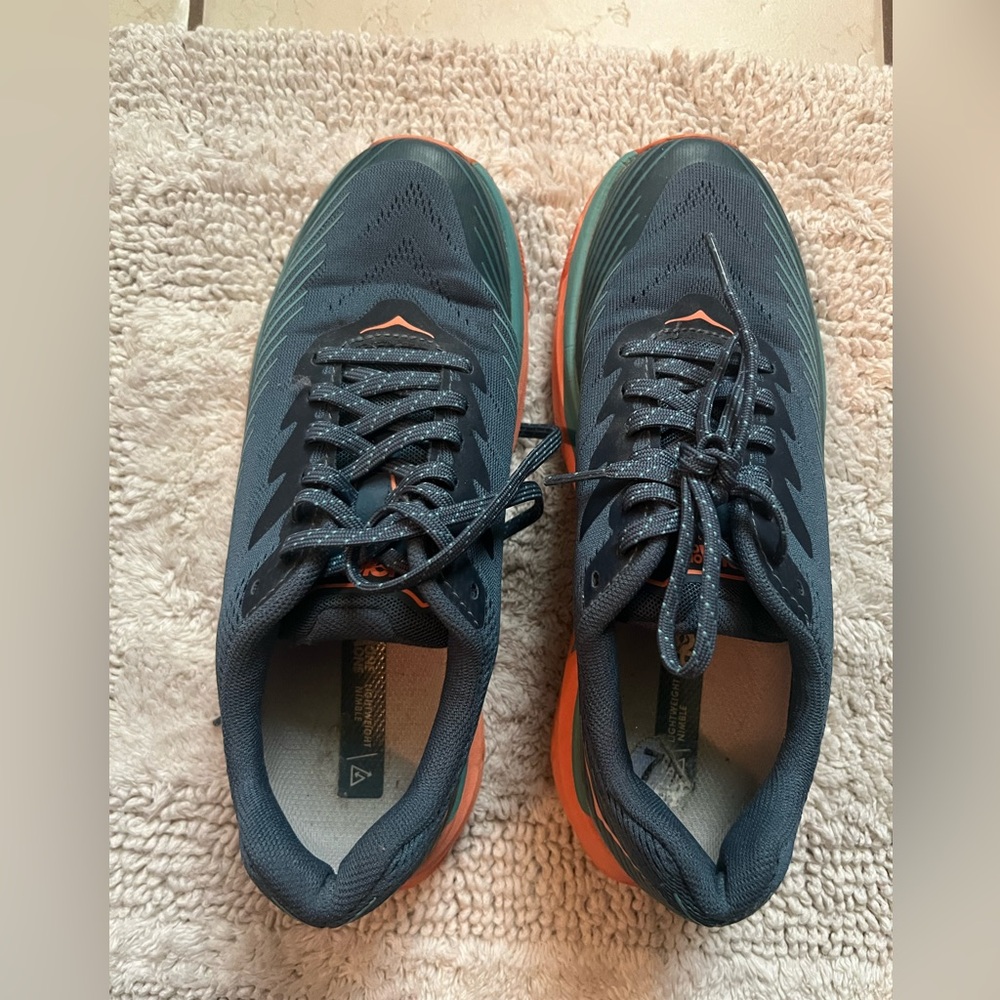 ✅Hoka one one